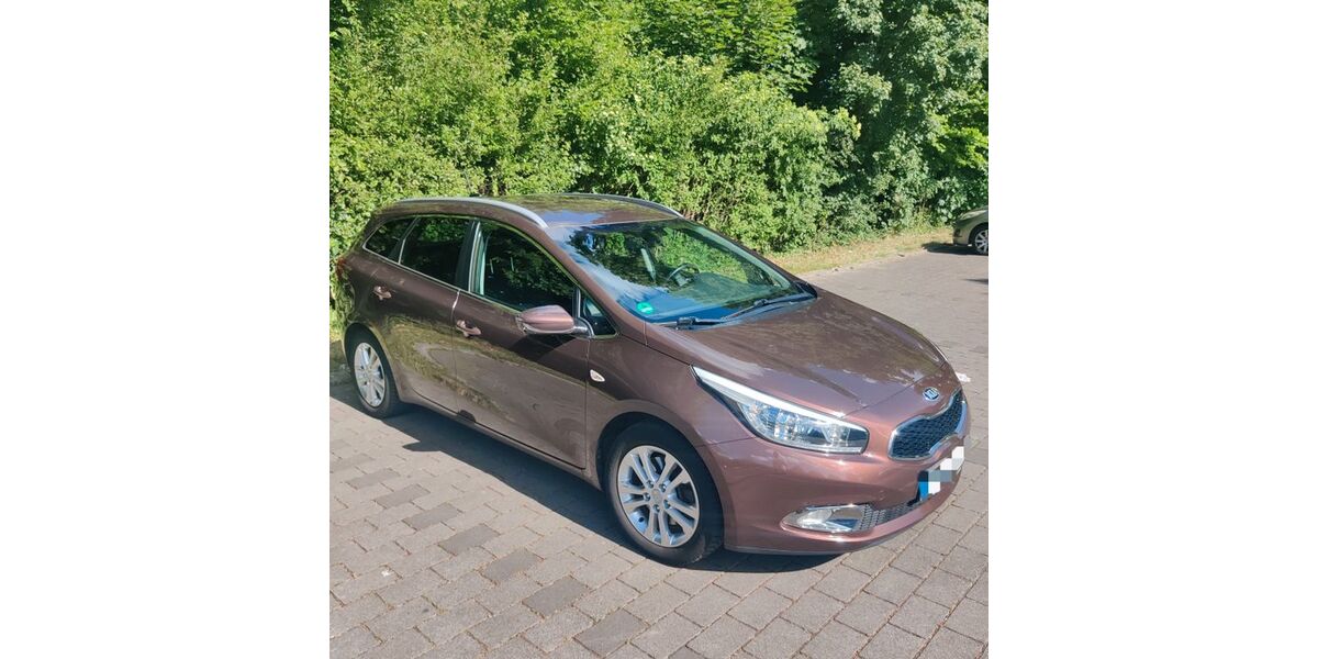 Kia ceed Sportswagon 115.000 km 7.999 &euro; Hanau 63452