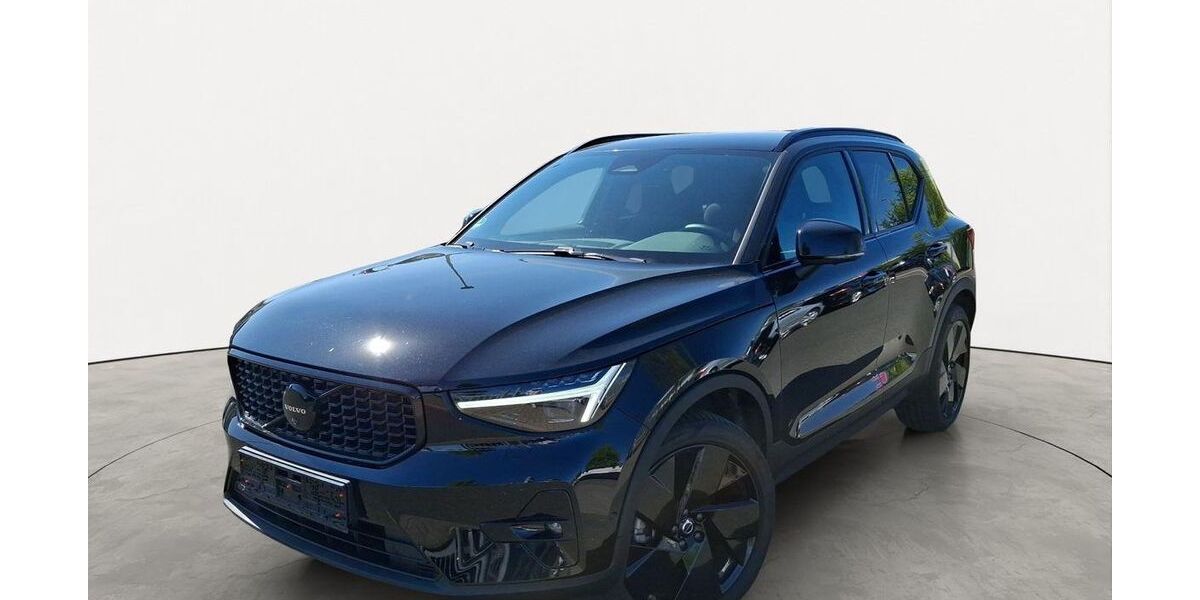 Volvo XC40 15.680 km 33.950 &euro; Friedberg 61169