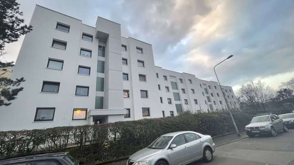 Wohnung zum Kaufen in Wiesbaden 250.000 € 76 m²