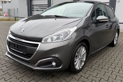 Peugeot 208 99.312 km 5.390 &euro; Offenbach am Main 63067
