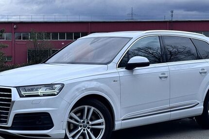 Audi Q7 256.835 km 28.800 &euro; Dietzenbach 63128
