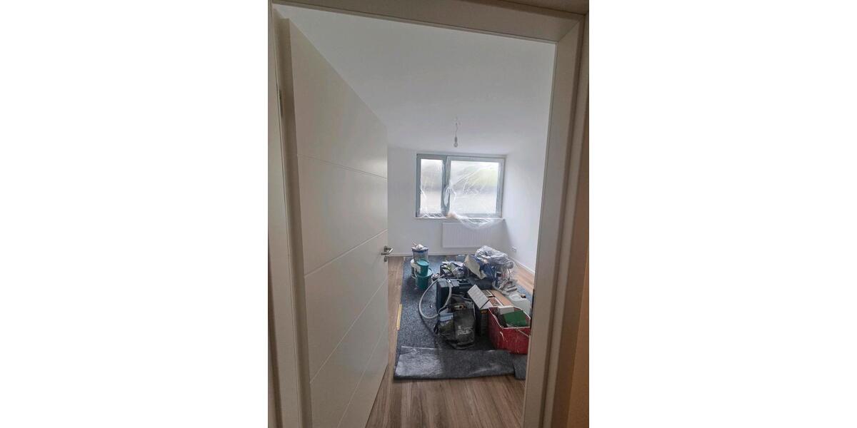 Mehrfamilienhaus, Wohnhaus Frankfurt am Main Niederrad - 3 Zimmer, 82 m&sup2;, 1.400&euro; | Angebot:25627210