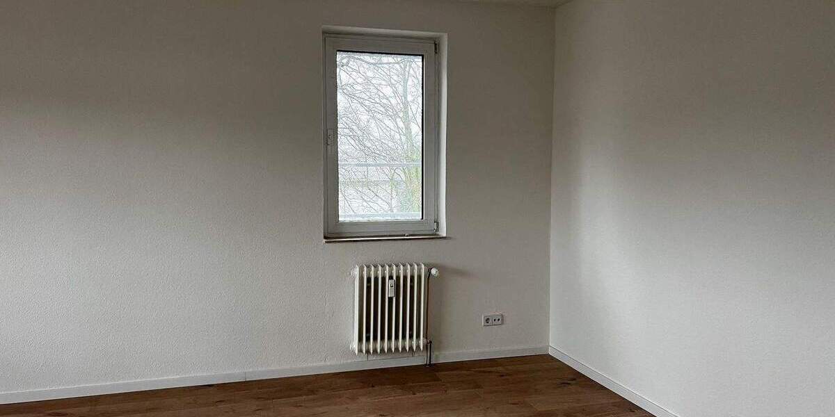 Etagenwohnung Frankfurt am Main Preungesheim - 3 Zimmer, 79 m&sup2;, 1.180&euro; | Angebot:25525606