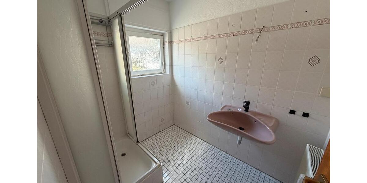 Erdgeschoßwohnung Frankfurt am Main Unterliederbach - 3 Zimmer, 83 m&sup2;, 1.300&euro; | Angebot:26639041