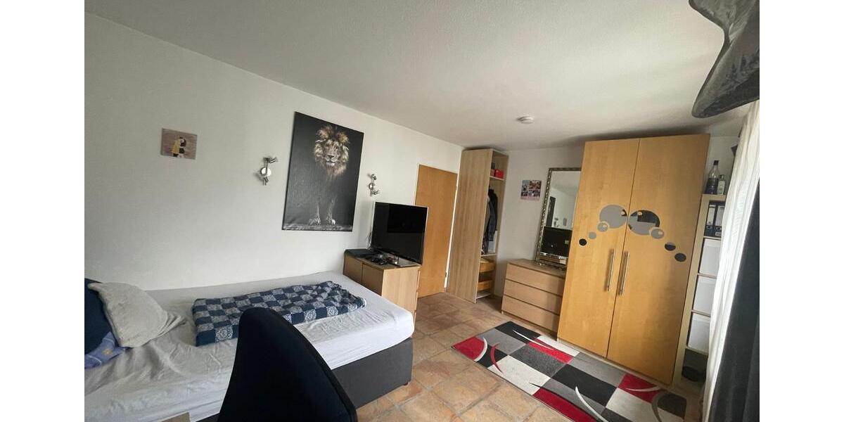 Etagenwohnung Eschborn - 5 Zimmer, 124 m&sup2;, 1.800&euro; | Angebot:25645591