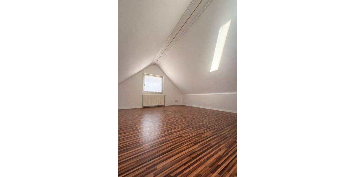 Doppelhaushälfte Frankfurt am Main Griesheim - 5 Zimmer, 160 m&sup2;, 900.000&euro; | Angebot:25654298