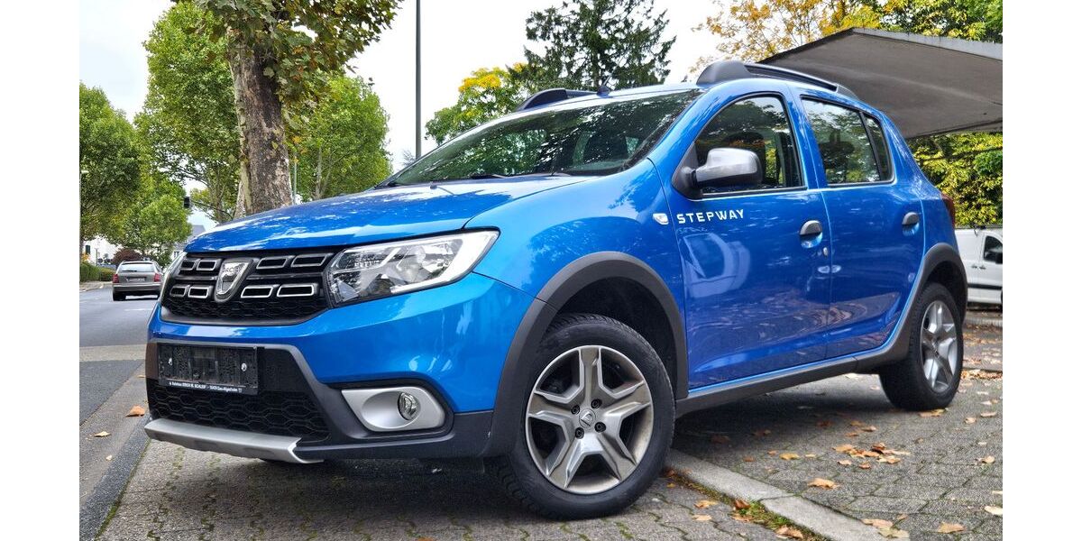 Dacia Sandero 115.000 km 7.900 &euro; Bad Homburg 61350