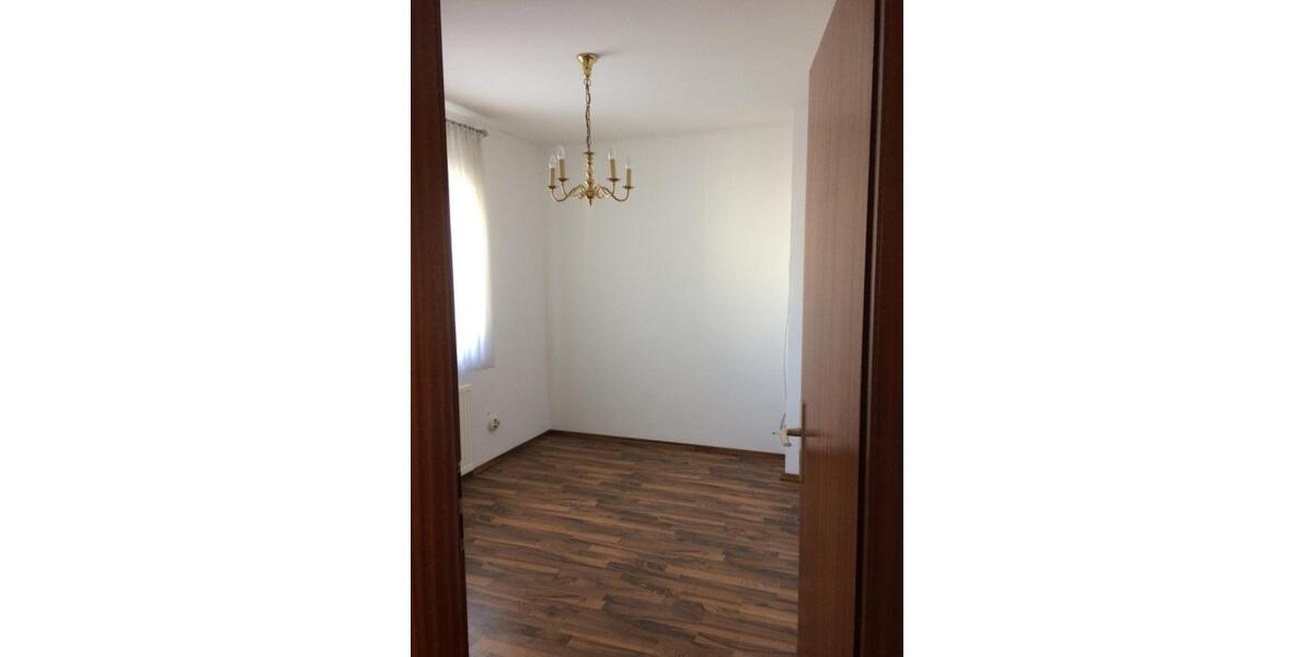 Reihenhaus Maintal - 5 Zimmer, 120 m&sup2;, 1.700&euro; | Angebot:25353958