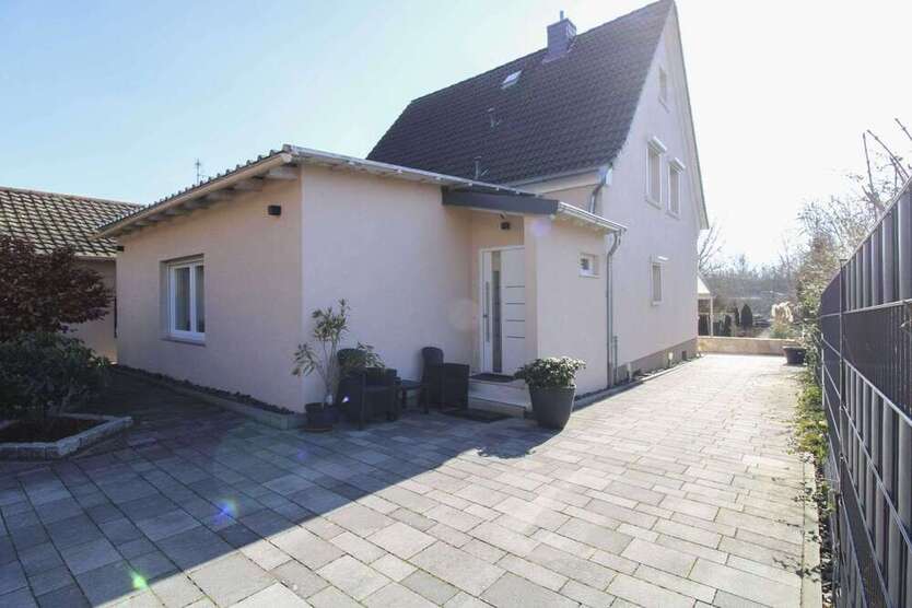 Haus zum Kaufen in Maintal 745.000 € 163.18 m²