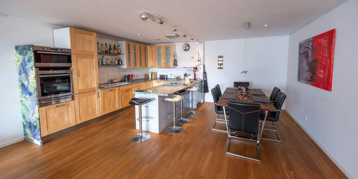 Etagenwohnung Offenbach am Main Bieberer Berg - 3 Zimmer, 112 m&sup2;, 2.500&euro; | Angebot:25737629