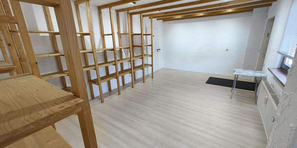 Gewerbehalle für Produktion, Handel, Handwerk+Freiflächen+wohnen zimmer