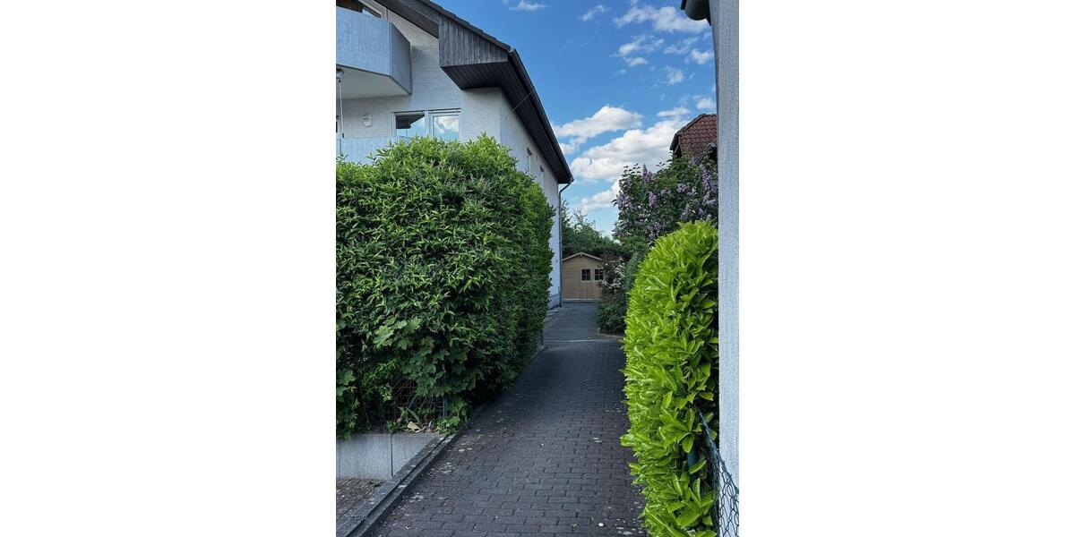 Etagenwohnung Oberursel (Taunus) - 3 Zimmer, 83 m&sup2;, 1.400&euro; | Angebot:26398502