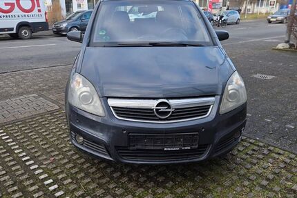 Opel Zafira 260.000 km 3.200 &euro; Rüsselsheim 65428