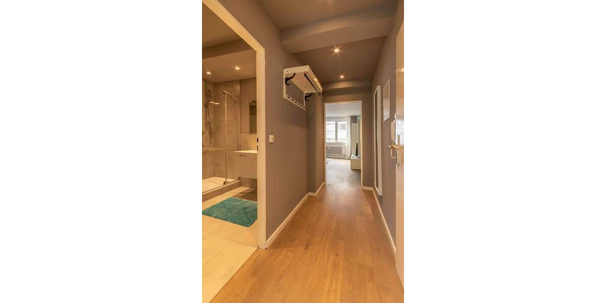 Etagenwohnung Frankfurt am Main Bahnhofsviertel - 2 Zimmer, 55 m&sup2;, 1.695&euro; | Angebot:24606831