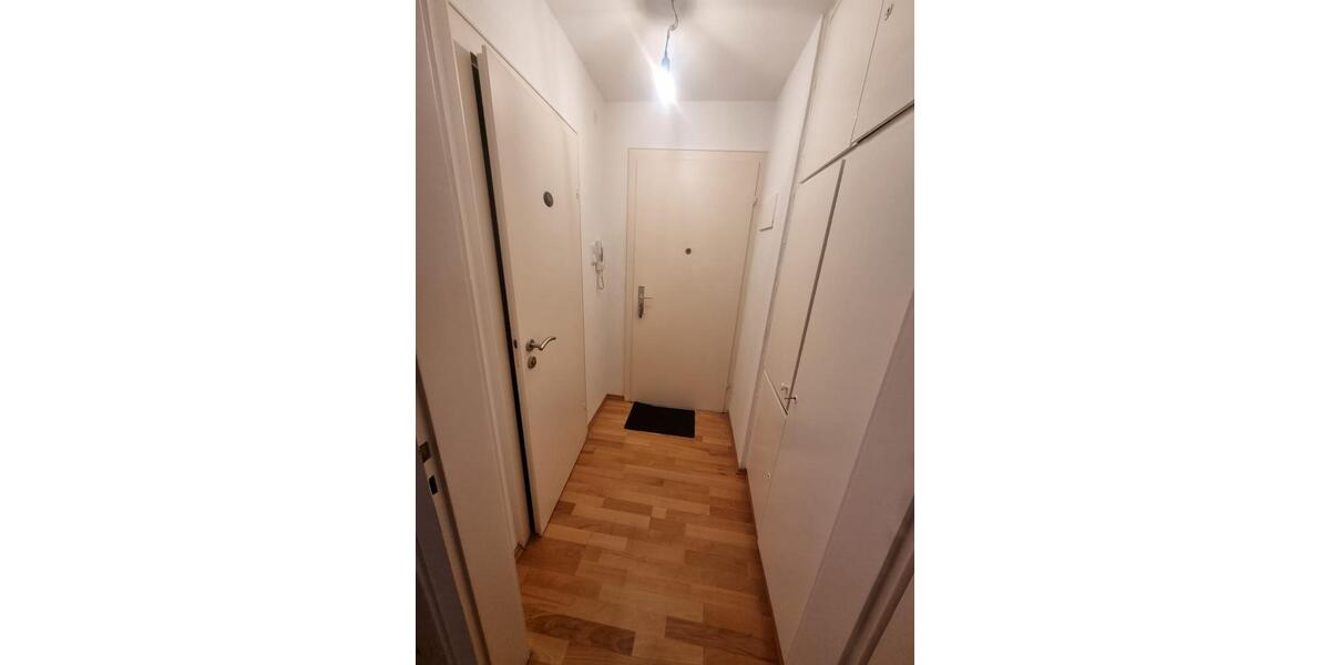 Etagenwohnung Frankfurt am Main Ginnheim - 1 Zimmer, 35 m&sup2;, 180.000&euro; | Angebot:27016009
