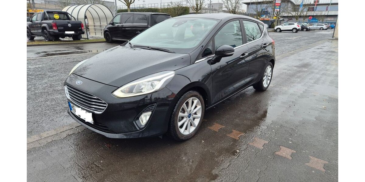 Ford Fiesta 105.000 km 8.004 &euro; Steinbach 61449