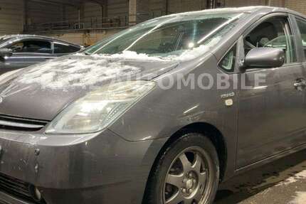 Toyota Prius 125.000 km 7.500 &euro; Frankfurt 65933