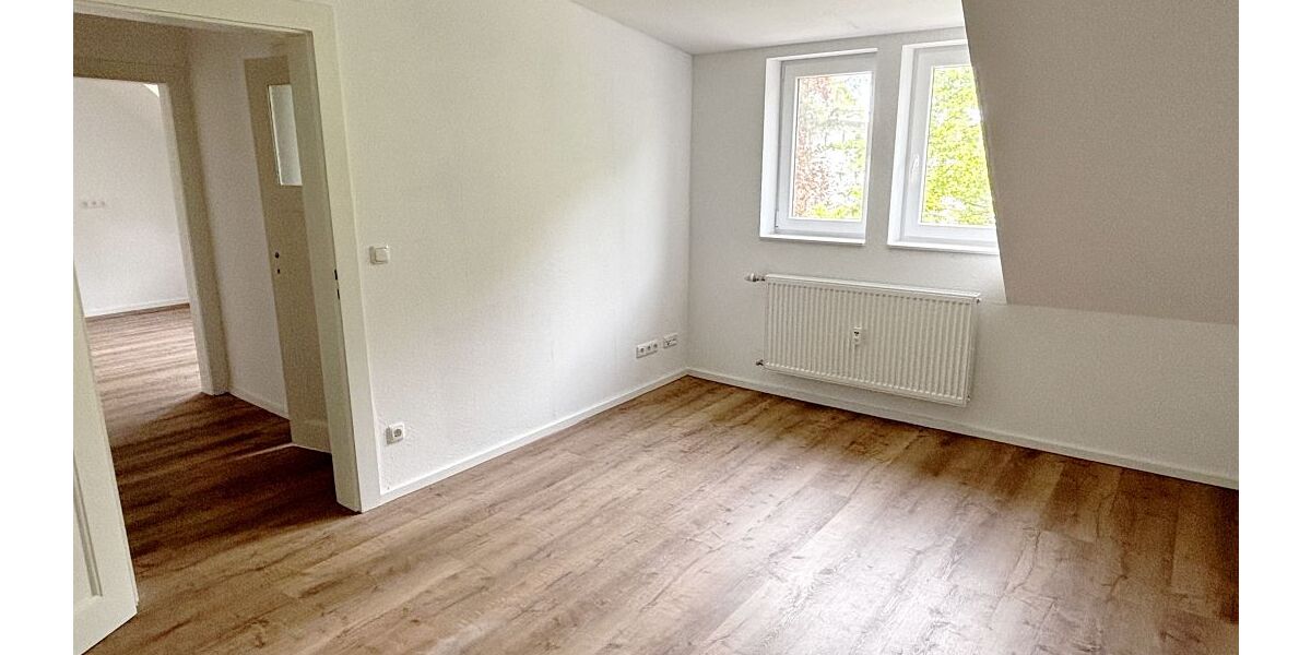 Erstbezug nach Sanierung: Helle 3-Zi.-Wohnung, optional EBK & Top-Dämmung – ideal für 1-2 Personen - Dachgeschoßwohnung Darmstadt Darmstadt/Viertel | Angebot:26882320
