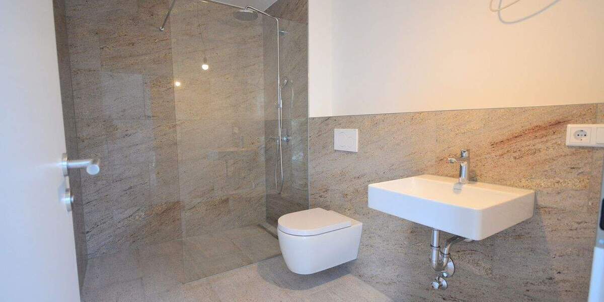 Mehrfamilienhaus, Wohnhaus Neu-Isenburg Isenburg - 5 Zimmer, 173 m&sup2;, 2.550&euro; | Angebot:24687765