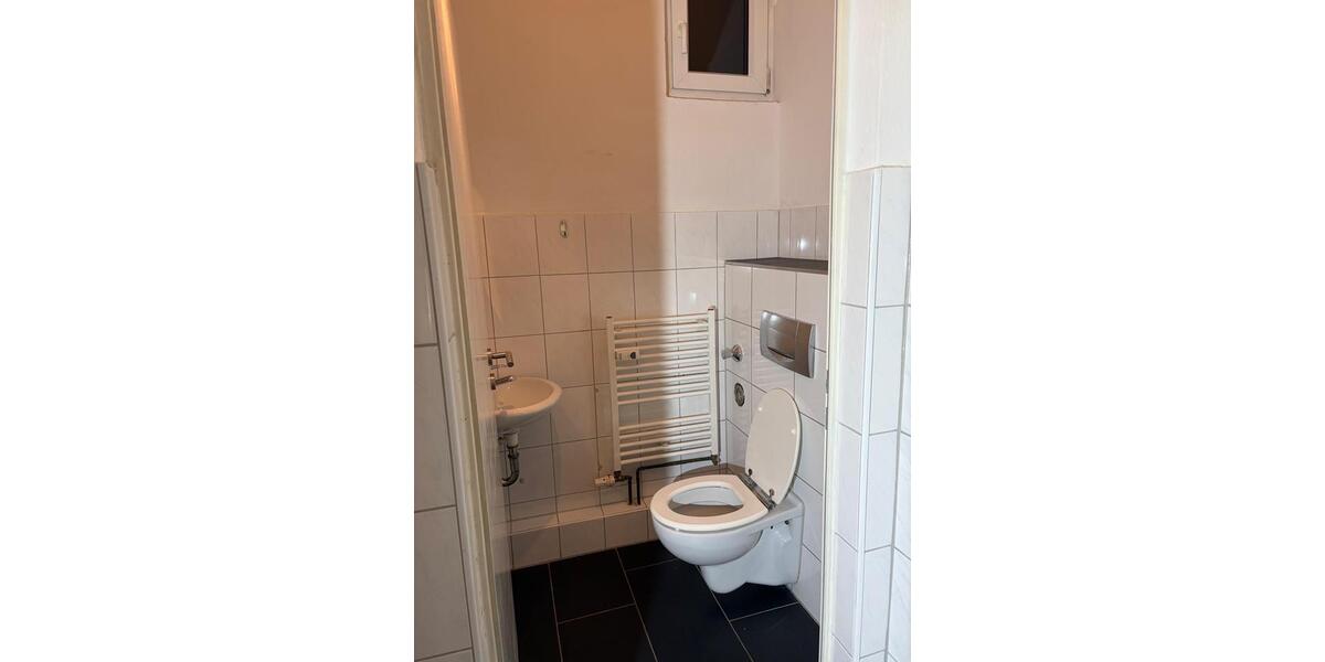 Etagenwohnung Offenbach am Main Bieberer Berg - 2 Zimmer, 90 m&sup2;, 1.300&euro; | Angebot:26690857