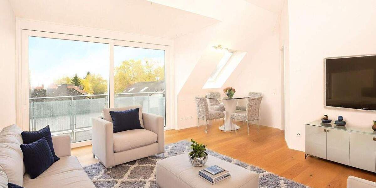 Moderne und neuwertige 4-Zimmerwohnung mit Balkon in der Altstadt 4 zimmer