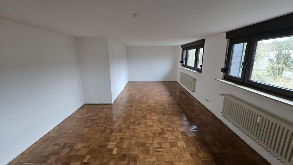 Dachgeschoßwohnung Darmstadt Bessungen - 4 Zimmer, 110 m&sup2;, 1.690&euro; | Angebot:25684858