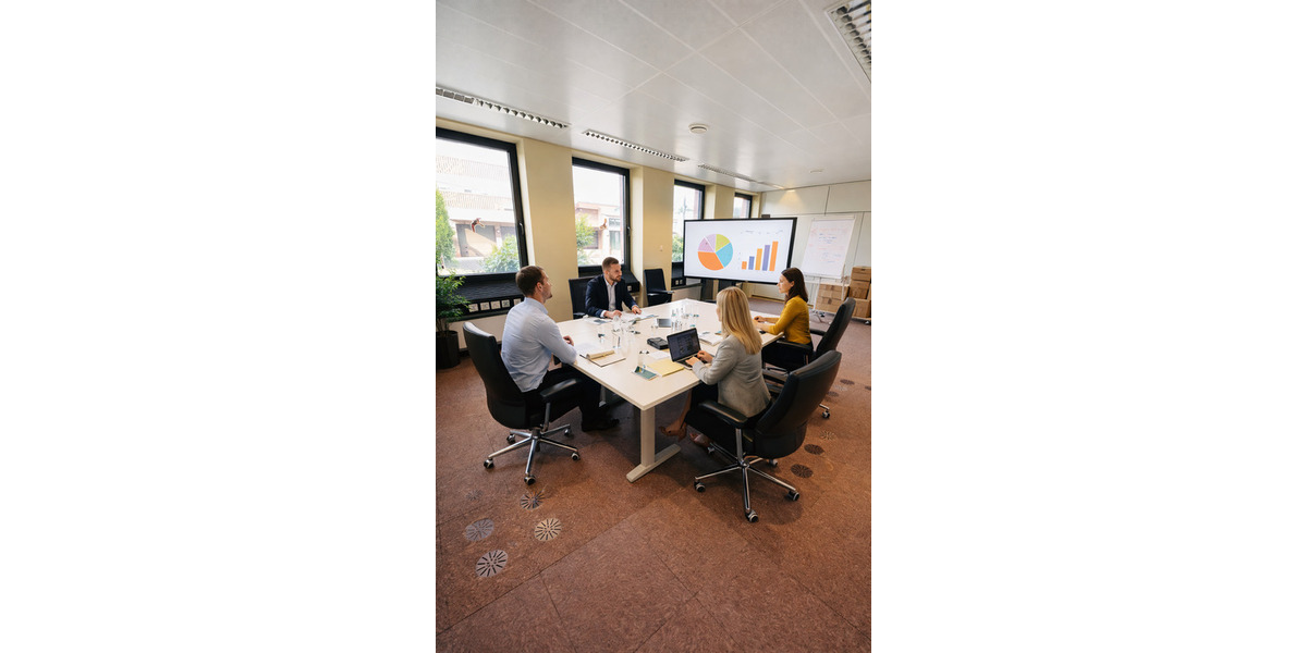 Leerstehendes Gewerbeobjekt in Dietzenbach - vielseitig nutzbar als Büro, Klinik oder Pflegeheim 6 zimmer