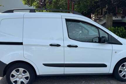 Ford Transit Courier 142.000 km 4.998 &euro; Friedrichsdorf 61381