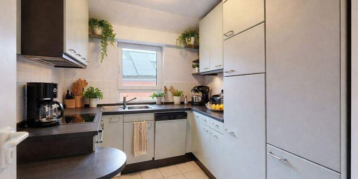 Etagenwohnung Frankfurt am Main Eckenheim - 4 Zimmer, 83 m&sup2;, 439.000&euro; | Angebot:25769239