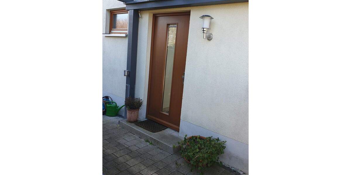 BüroPraxisräume: ruhige Lagehochwertiges Gebäudeviele Stellplätze mit Option WohnenArbeiten zimmer