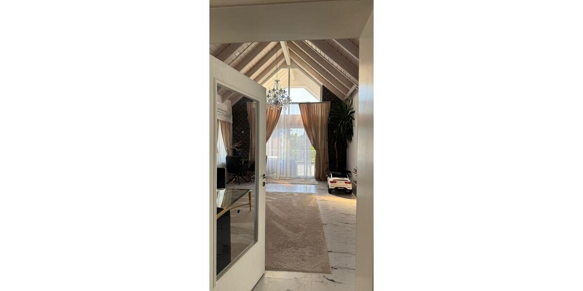 Etagenwohnung Griesheim - 4.5 Zimmer, 140 m&sup2;, 1.700&euro; | Angebot:26413113