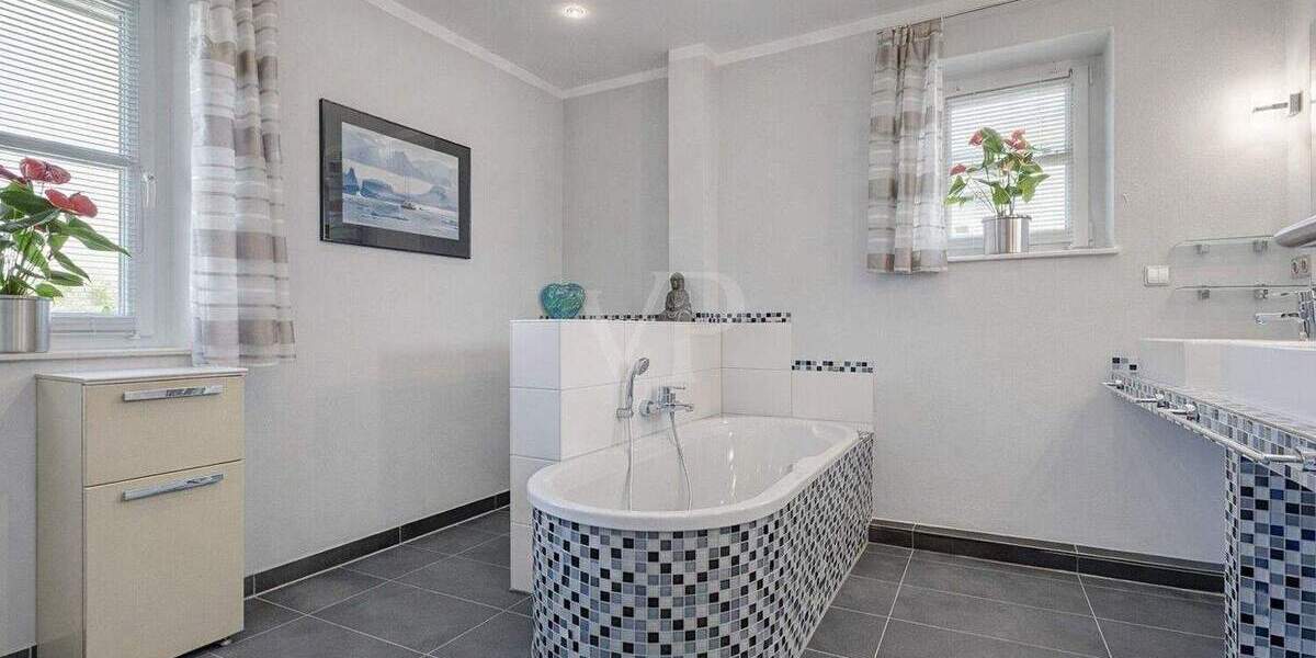 Einfamilienhaus Kelkheim (Taunus) Kelkheim - 6 Zimmer, 210 m&sup2;, 1.650.000&euro; | Angebot:25742236