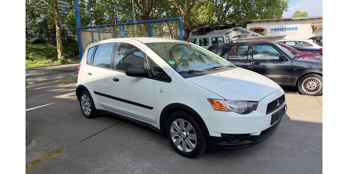 Mitsubishi Colt 119.000 km 3.850 &euro; Groß Gerau 64521