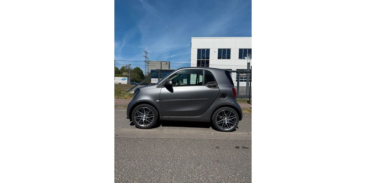Smart ForTwo 62.000 km 21.500 &euro; Frankfurt am Main 60385