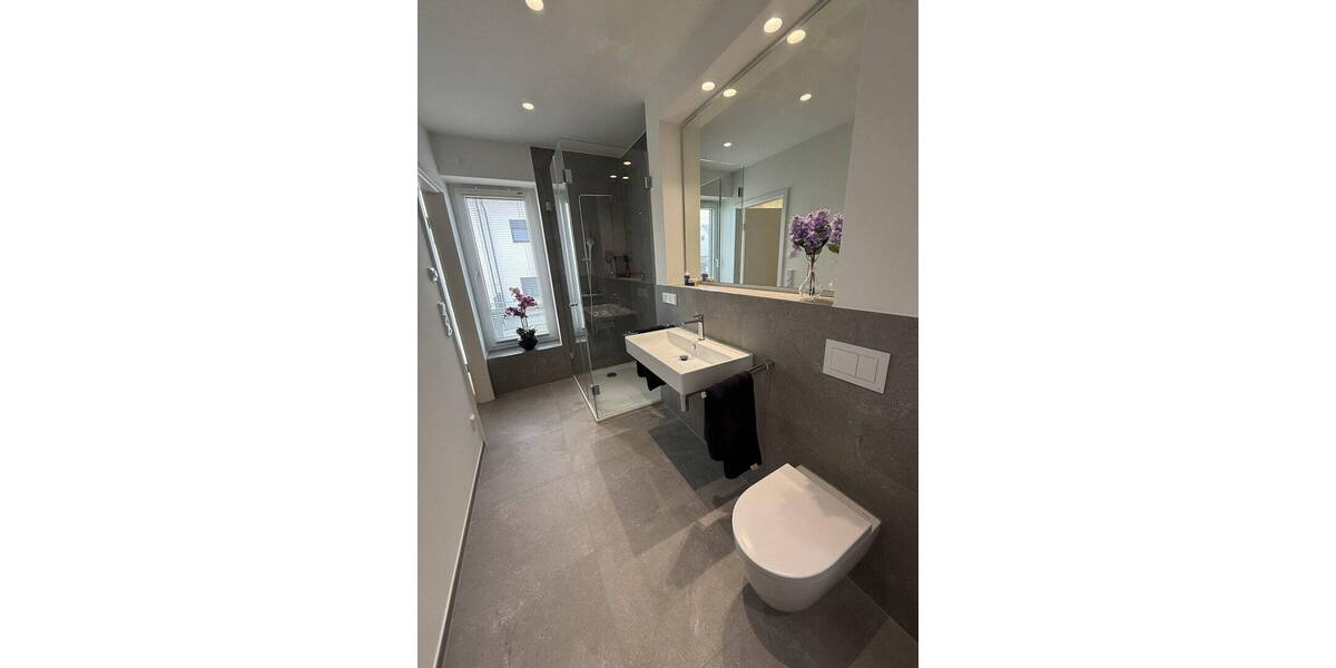 Doppelhaushälfte Bad Homburg Ober-Erlenbach - 6 Zimmer, 185 m&sup2;, 3.850&euro; | Angebot:26483764