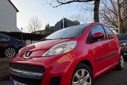 Peugeot 107 211.120 km 1.500 &euro; Frankfurt am Main 60599