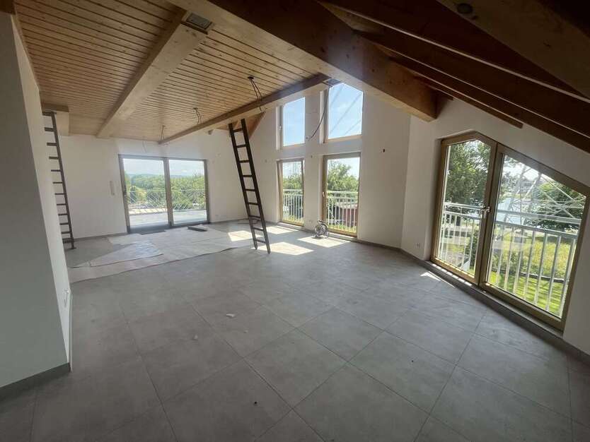 Wohnung zum Mieten in Großkrotzenburg 1.900 € 130 m²