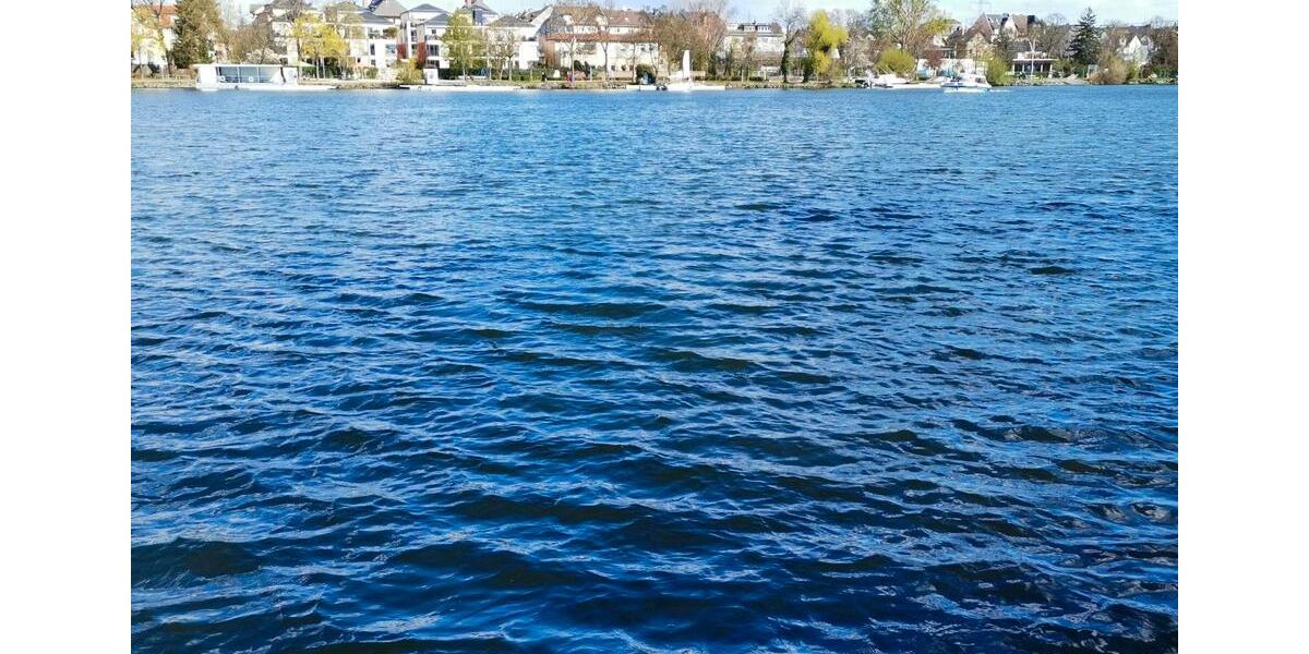 FrankfurtMain, Nähe MainS-Bhf: schicke, rg. 2ZW mit EBK in 6FH 2 zimmer