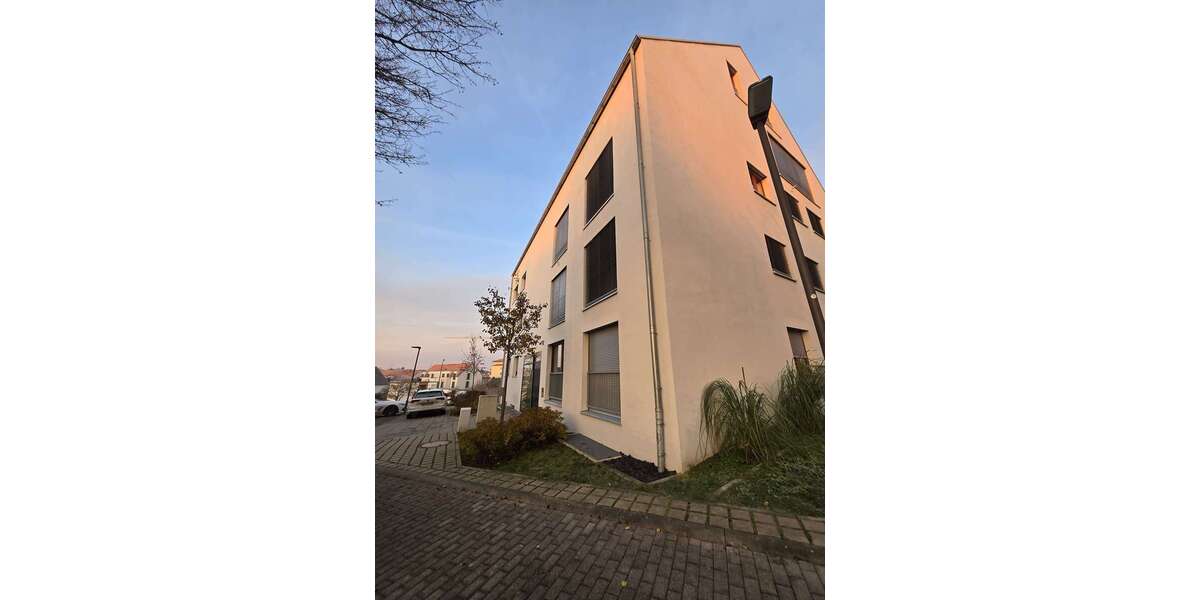 Wohnung zum Mieten in Frankfurt 1.350 € 96 m² 3 zimmer