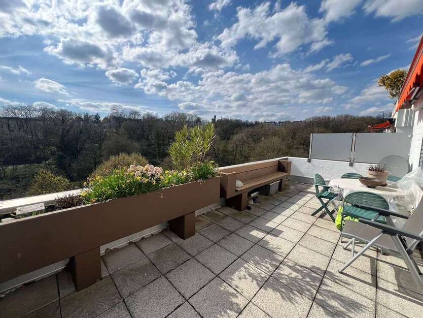 Wohnung zum Kaufen in Wiesbaden 650.000 € 130 m²