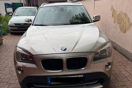 BMW X1 190.000 km 9.400 &euro; Rödermark 63322