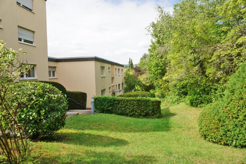 *Nähe Kurpark in ruhiger Lage - gemütliche 2-Zi-ETW mit Balkon und Tiefgaragenplatz* 2 zimmer