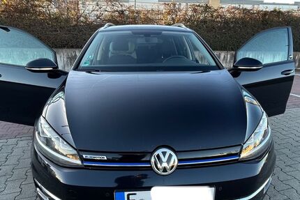 VW Golf 217.500 km 8.250 &euro; Bad vilbel 61118