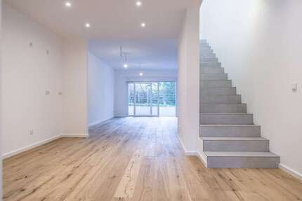 Wohnung zum Kaufen in Frankfurt 790.500 € 121 m² 4 zimmer