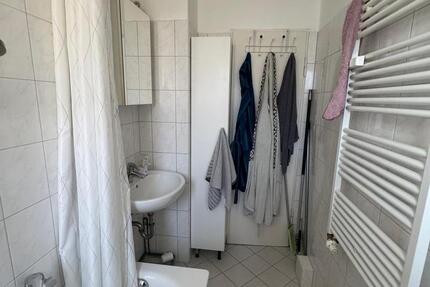 Ohne Makler-PRIVAT (leer stehend) Schöne Wohnung in Eschersheim 3 zimmer
