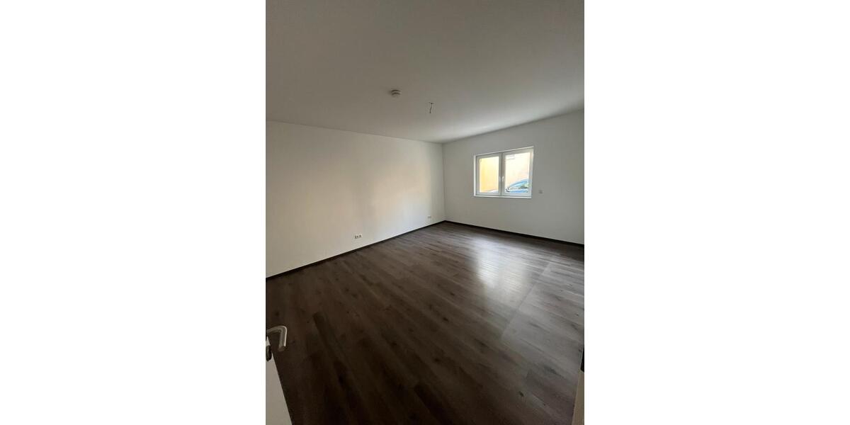 Große Wohnung 113 m2 mit Garten 3 zimmer