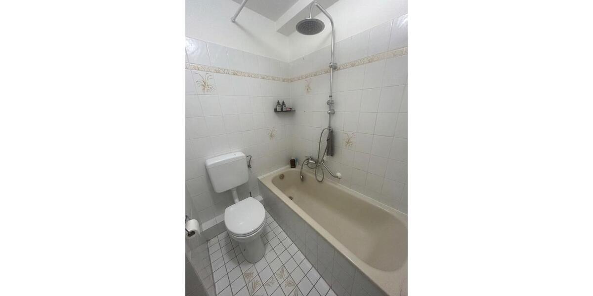 Etagenwohnung Frankfurt am Main Bonames - 3 Zimmer, 87 m&sup2;, 1.280&euro; | Angebot:26246327