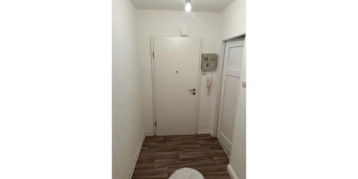 Helle Dachgeschosswohnung (42 m²) ohne Dachschrägen in Hanau 2 zimmer