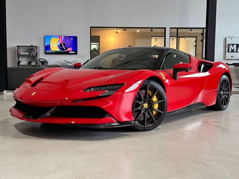 SF90