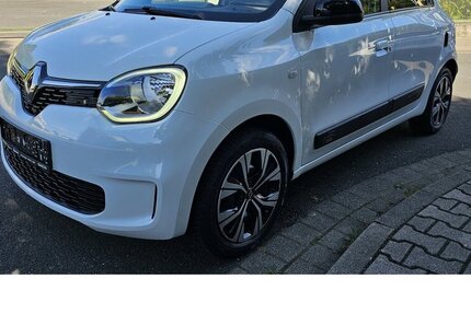 Renault Twingo Zen 48.935 km 10.945 &euro; Schwalbach/Taunus 65824